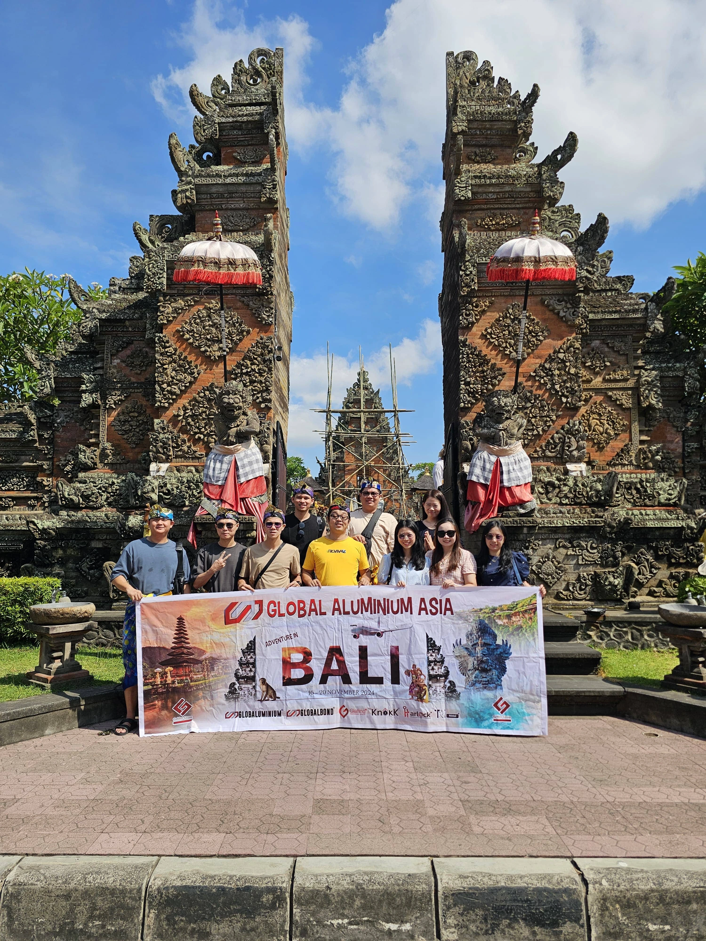 Global Aluminium Asia team at traditional Balinese temple